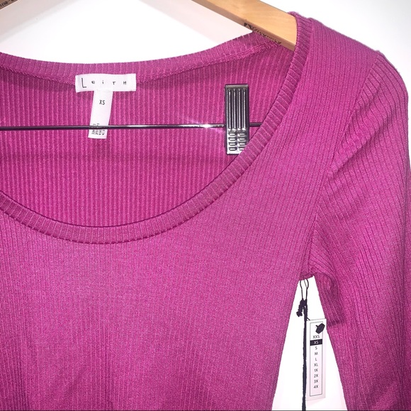 Leith Ribbed Top - Picture 3 of 4